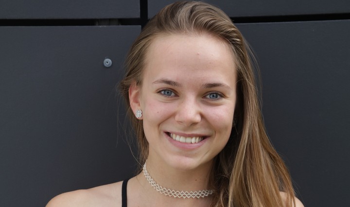 Naši - Mia Sára Polyakova